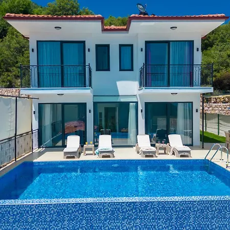 Kaya Vila *